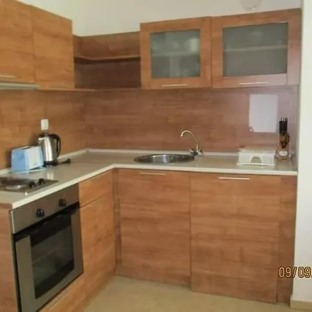 Apartment 2 Bedroom At Sun Village